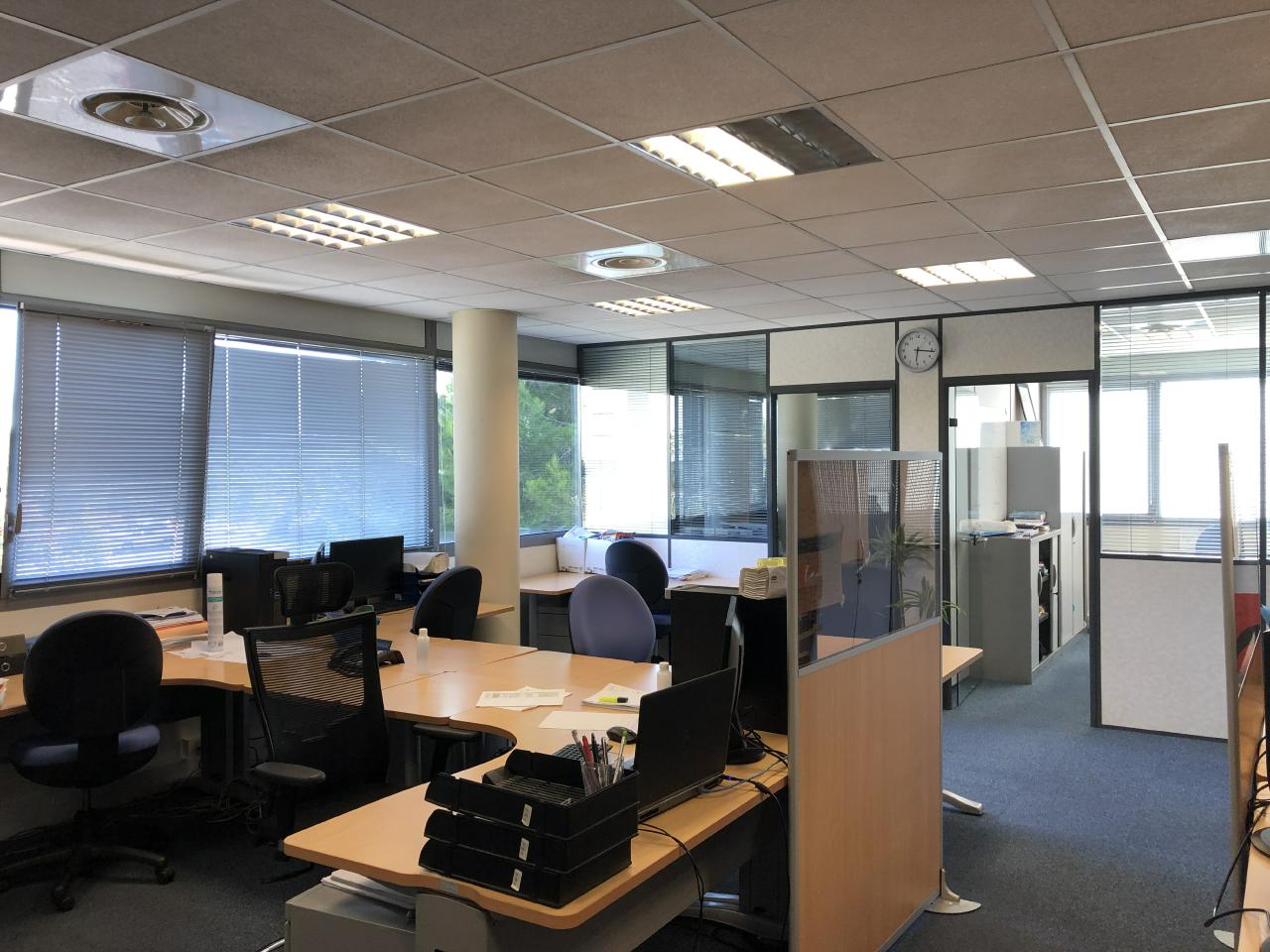 Bureau Aix-en-Provence 214m² Location bureau Aix-en-Provence Bouches-du-Rhône OLBUR2117207 4